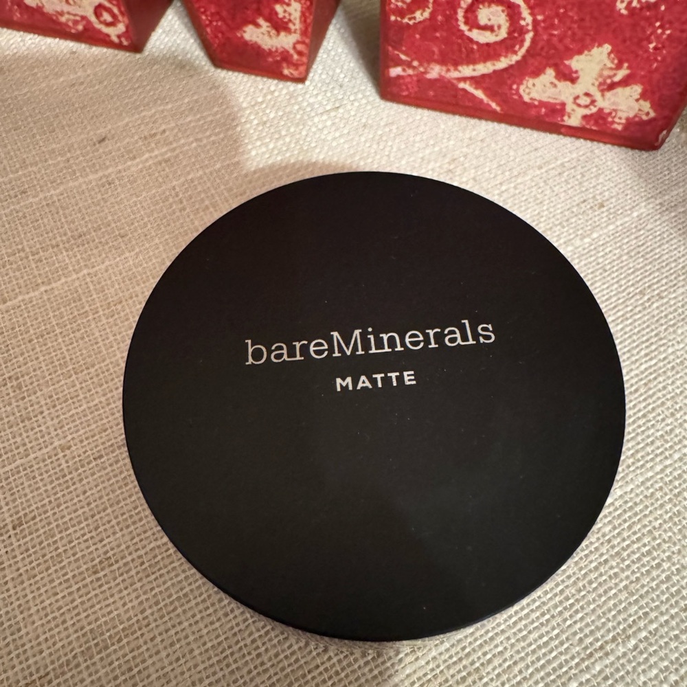 Bare Minerals Matte Foundation NEW